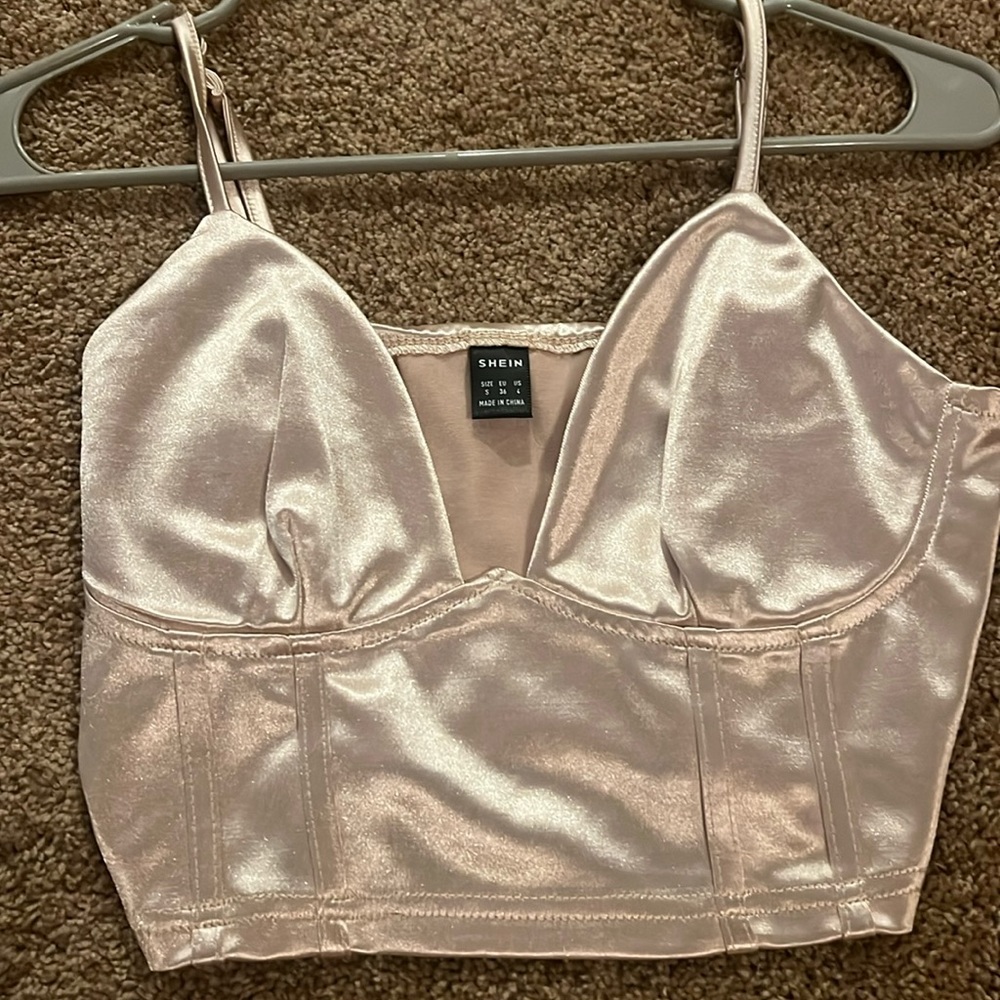 SHEIN never worn crop top super cute